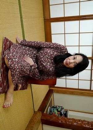 Maikomilfs Tsuyako Miyataka Squirt Close Up Mistress Gifs Xxx Porn Pics