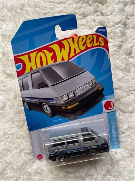 Hot Wheels Toyota Van Toys Collectibles Mainan Di Carousell