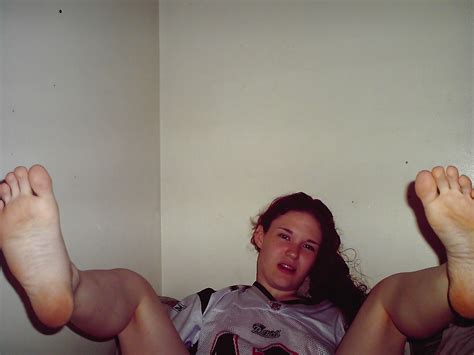 Amateurs Spread Showing Pussy And Feet Porn Pictures XXX Photos Sex