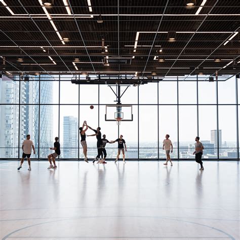 how to play basketball at 167 green street