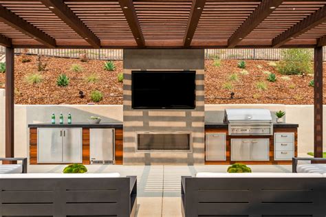 clean contemporary backyard contemporary patio los angeles