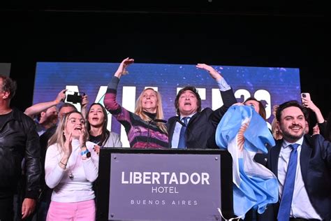 Ahora Por La Rosada Javier Milei Polariza Con JxC Para Ser Presidente