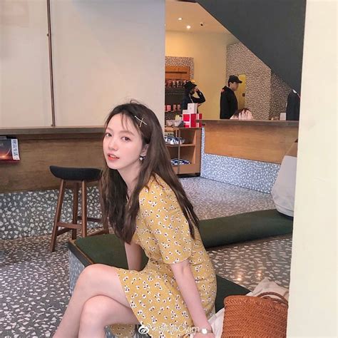 Thất tình giảm cân thành công hot girl tự tin đáp trả tin nhắn xin quay lại của bạn trai cũ