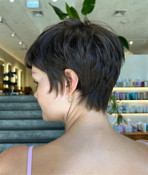 50 Ultra-Cool Pixie Cuts for Thick Hair to Try in 2025