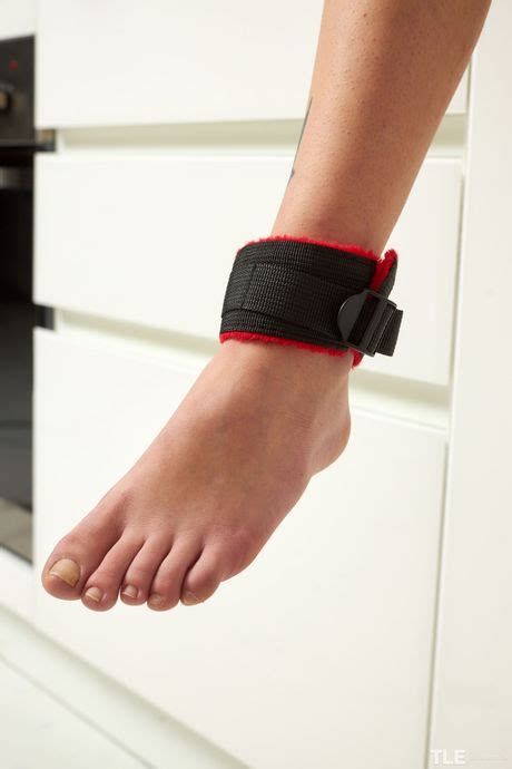 Couple Sex Pics Boy On Girl Pictures Couple Hardcore