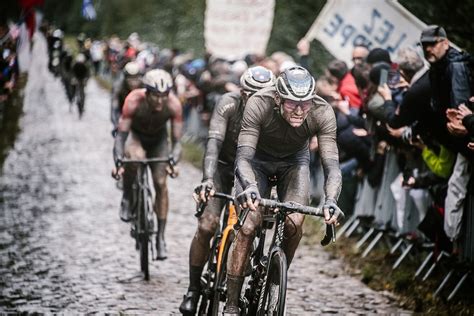 Ciclismo La Uci Baraja Disputar La París Roubaix Y El Tour De Flandes