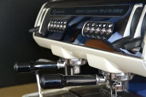 Профессиональная кофемашина Faema Stylema A2, Рожковая кофемашина ...