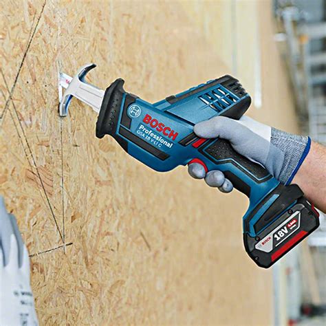 Bosch Cordless Reciprocating Saw GSA 18 V-LI C Malaysia - BoschHardware.com