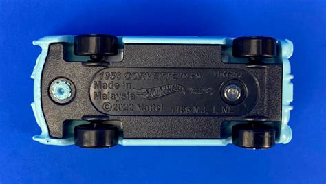 Машинка Базова Hot Wheels Corvette Barbie The Movie Screen Time HKK Light Blue