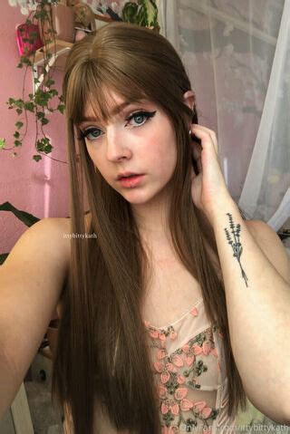 FeyaFern Feya Fern Nude OnlyFans NudoStar TV