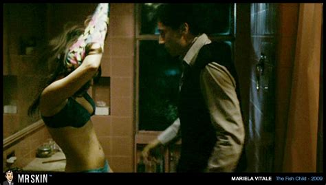 Naked Emme Mariela Vitale In El Ni O Pez