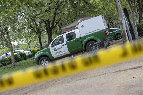 Encuentra Cad Ver De Un Hombre En La Ribera Del R O Mapocho