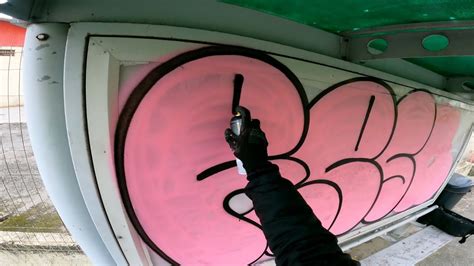 Resk12 Graffiti Tags And Bombing Mission 62 Youtube