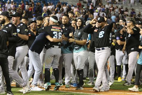 Bravos Y Tiburones Clasifican Al Round Robin De La Lvbp Radio Fe Y