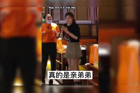 姐弟互坑名场面当姐姐朋友面叫她妈实力坑姐是亲弟弟无疑姐姐场面实力