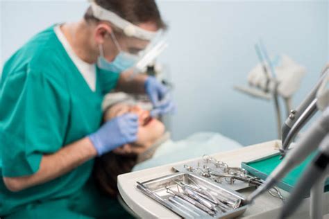 Four Tips To Help Find An Emergency Dentist Balmoral Dental Center