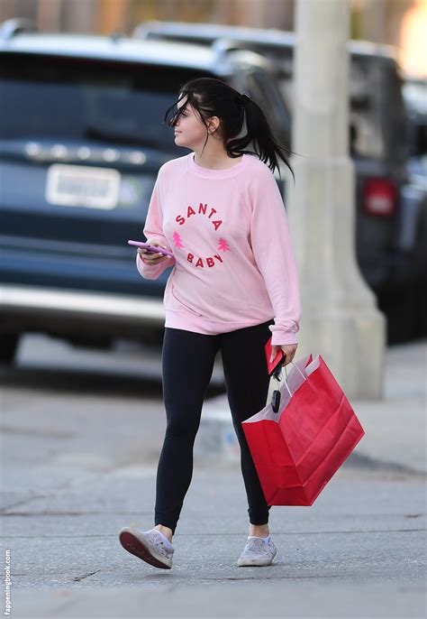 Ariel Winter Arielwinter Nude The Fappening Photo 1074203 FappeningBook
