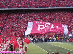 Melissa Midwest Strips And Spreads Before Getting Paint All Over Her Porn Pictures XXX Photos