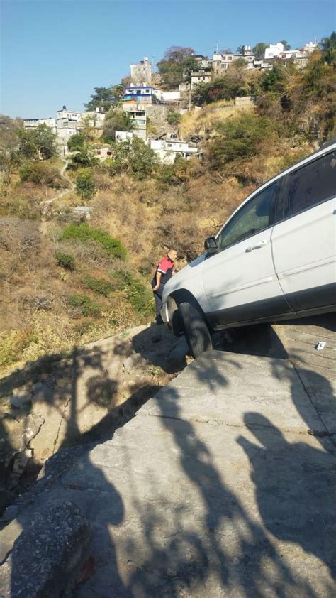 Línea Caliente Noticias on Twitter AlMomento Bomberos Cuernavaca