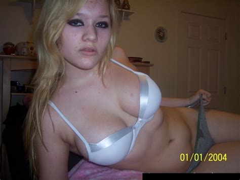 Amateur Blonde Girl Posing In Ligerie Big Tits X Porn Pic