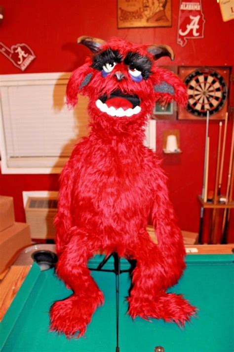Professional Lunas Puppets Furry Red Monster New And Ready To Ship