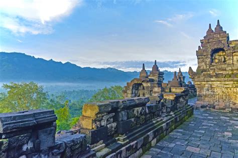 Cheap flights to Yogyakarta | Vayama.ie