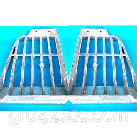 Купить Подножка кабины КАМАЗ правая и левая комплект 2 шт / 5320 ...