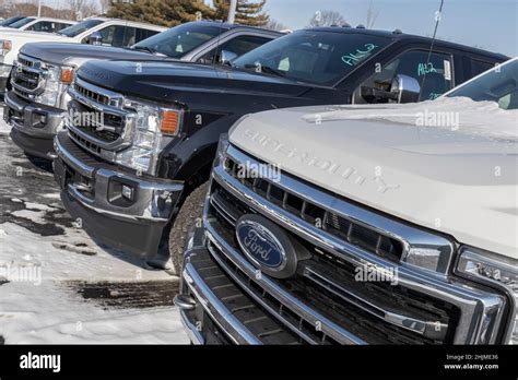 Kokomo Circa January 2022 Ford F 250 Display At A Dealership In Snow