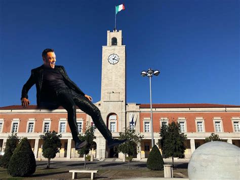 Il Sindaco Di Latina Matilde Celentano Risponde Allappello Di Tiziano Ferro ItLatina