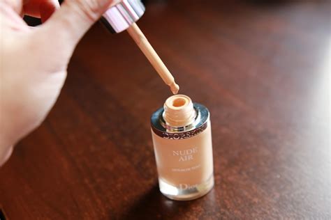 Gimme That Almost Flawless Naked Skin With Dior S Nude Air Serum De