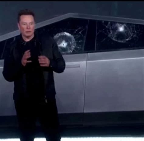 Tesla Cybertruck Elon Musk F Hrt Poller Um Und Merkt Es Nicht Welt