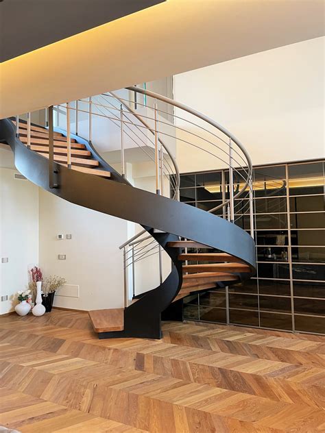 Helika Trend Iron Helical Stairs Cast Stairs