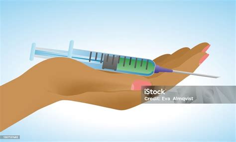 Vetores De Mão Segurando Seringa Ilustração Vetorial E Mais Imagens De