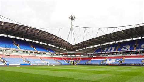 Residence University Of Bolton Stadium Bolton Wanderers Soccerbible