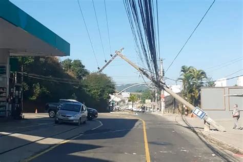 200 moradores do Bandeirantes ficam sem energia após acidente