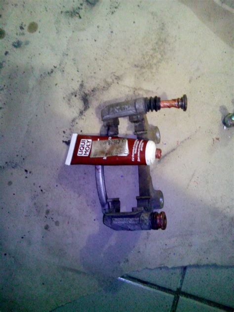 тормозные диски — Nissan Almera Classic (B10), 1,6 л, 2010 года ...