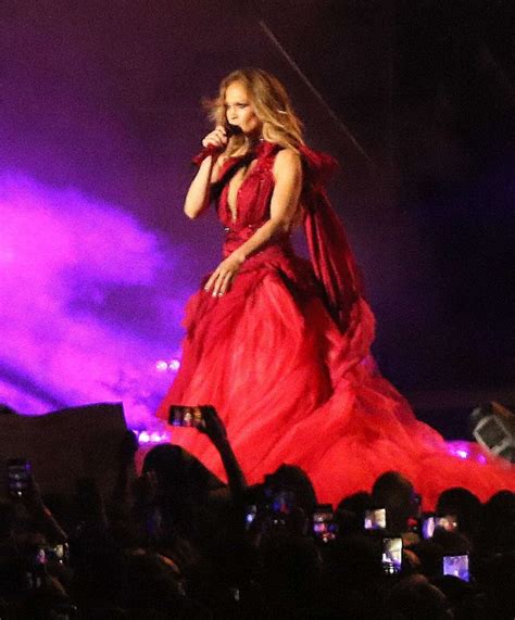 Jennifer Lopez Performance In Fuengirola 21 Gotceleb