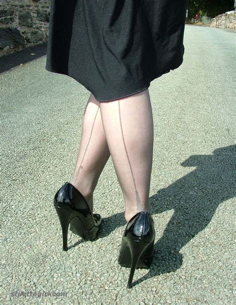 Lady In Heels And Pantyhose Pic 16 Of Cute Redhead MILF Flashing Her Shiny Stilettos And