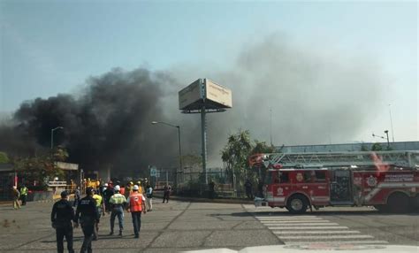 Atienden Fuerzas De Tarea Incendio En Planta De International Paper