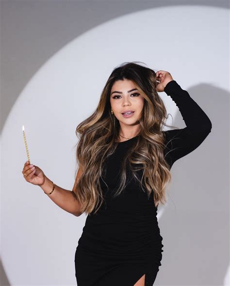 Lowlights Explained: How They Differ from Highlights