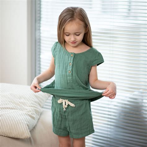 Комплект для дівчаток зелений - купити в Україні та Києві - Інтернет ...