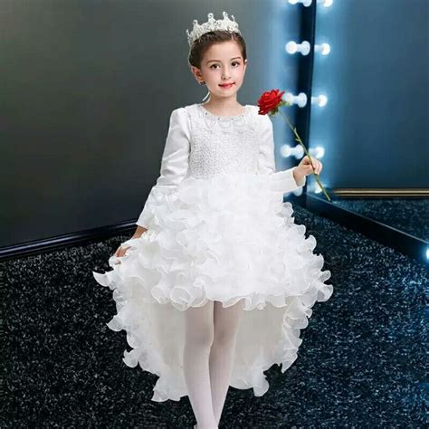 Ghim của Sidounie trên 1st BD and kids fashion