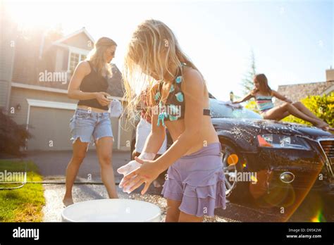 Preteen Girls Bikini Banque D Image Et Photos Alamy