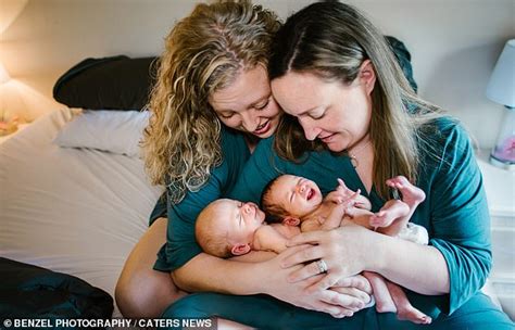 Same Sex Mothers Reveal Photos Of Them Breastfeeding Their Newborns Together Daily Mail Online