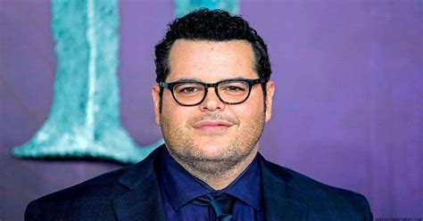 Josh Gad Net Worth - ABTC
