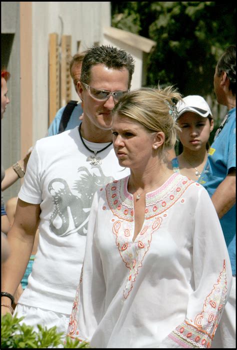 Photo Michael Schumacher Et Sa Femme Corinna Dans Les Rues De Saint