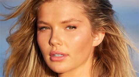 Ellie Thumann Reflects On Si Swimsuit Photo Shoot Gushes About