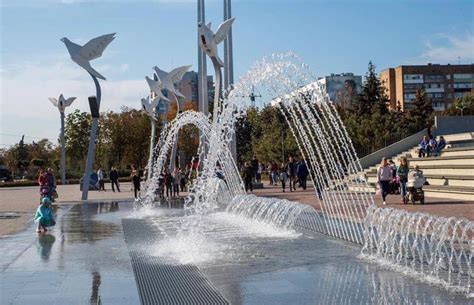 Маріуполь | Marina bay sands, Places, Explore