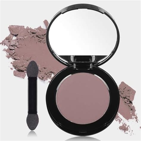 Best Eyeshadow for Green Eyes Over 50: Gentle, Long-Lasting Picks for ...