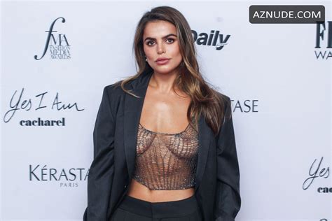 Brooks Nader Sexy Shows Off Her Nude Tits At The Daily Front Row Th Annual Fashion Media Awards
